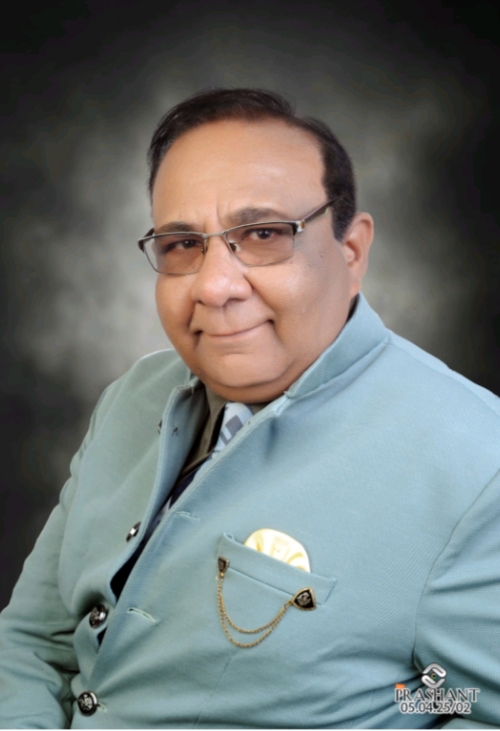डॉ,. मुकेश सिन्नरकर 